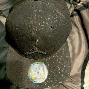 Jordan snap back